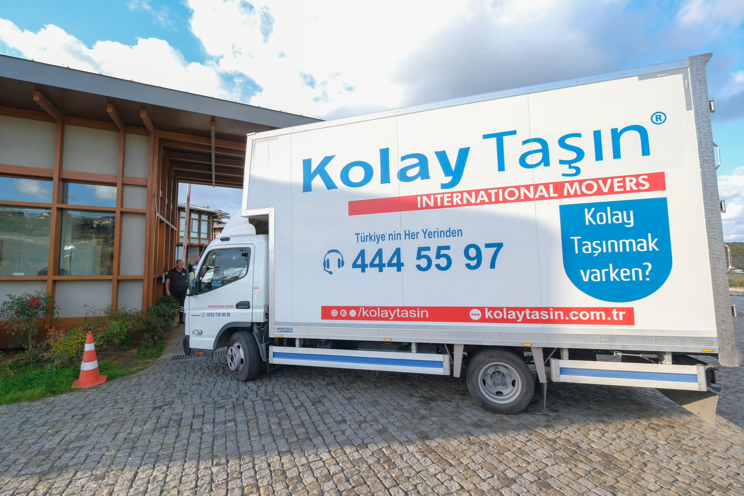 ataşehir evden eve nakliyat